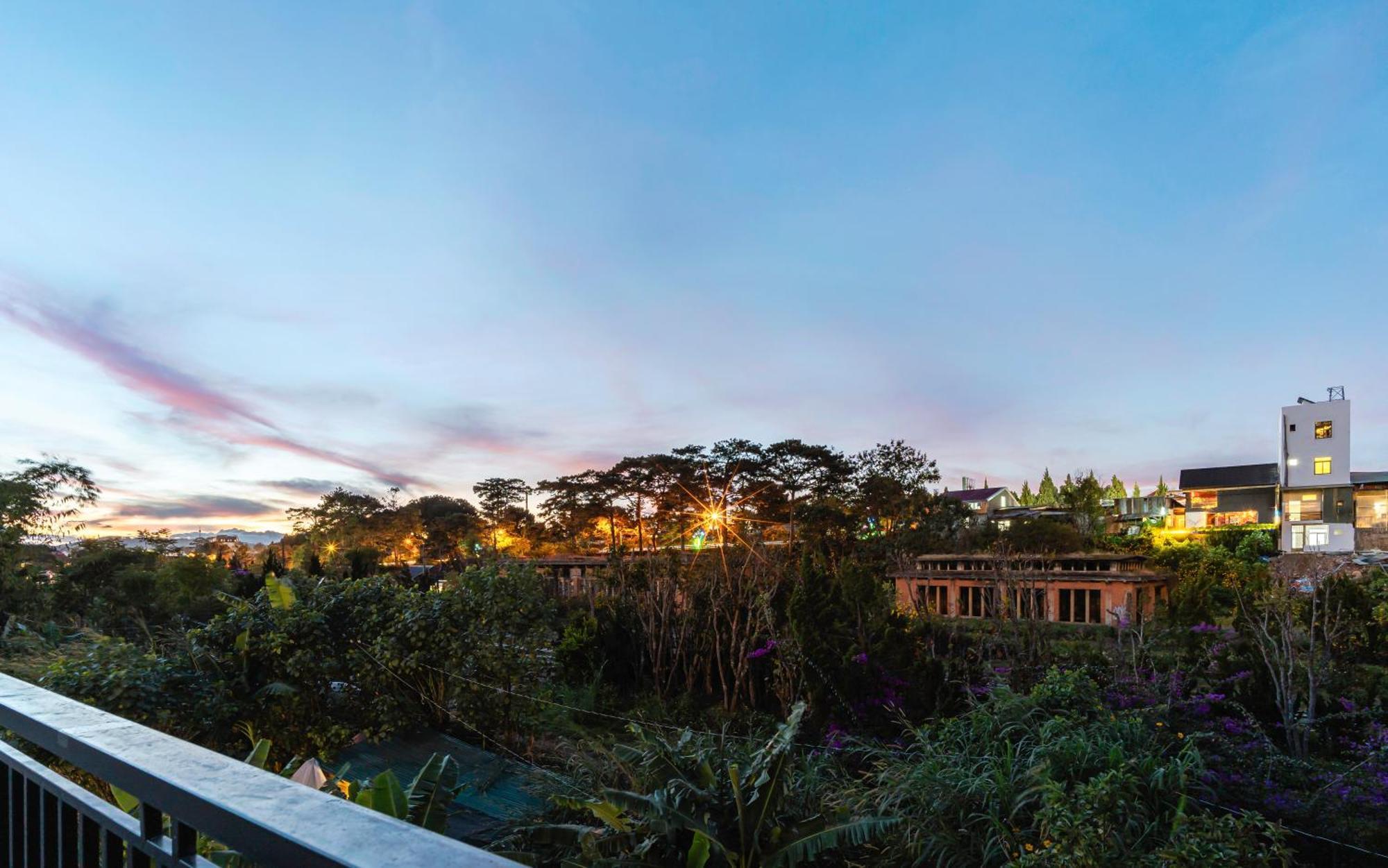 Nhat Minh Hotel Dalat Exterior photo